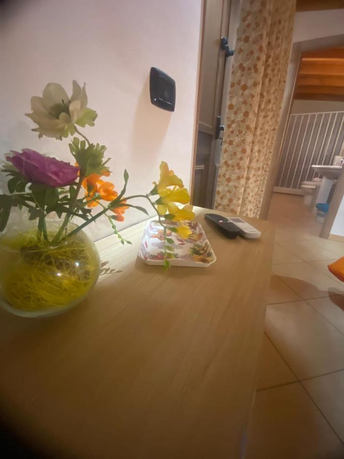 Mandanici :Borgo Marsalini Hotel Barcellona-Pozzo di Gotto Luaran gambar