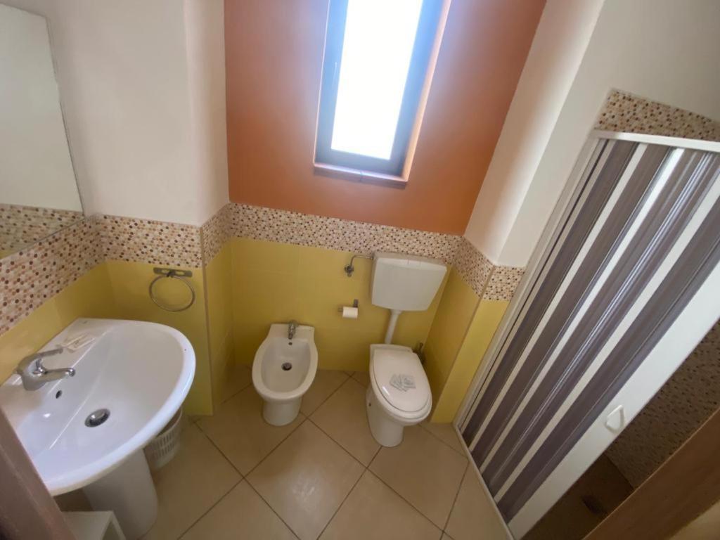 Mandanici :Borgo Marsalini Hotel Barcellona-Pozzo di Gotto Luaran gambar
